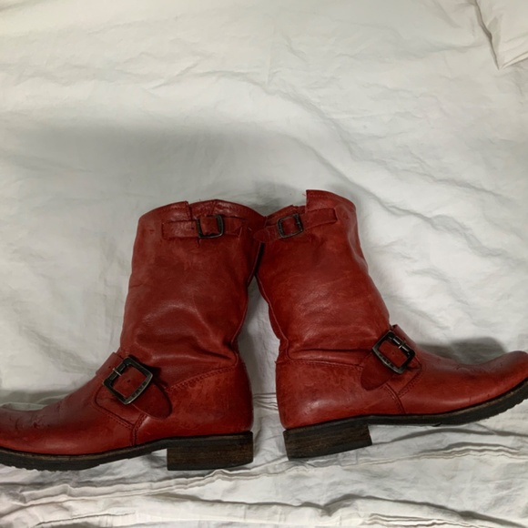 Frye Veronica Slouchy Short Boots in Women’s size 6 Tomato Red - Picture 7 of 12